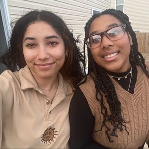 Meet your Posher, Kayla